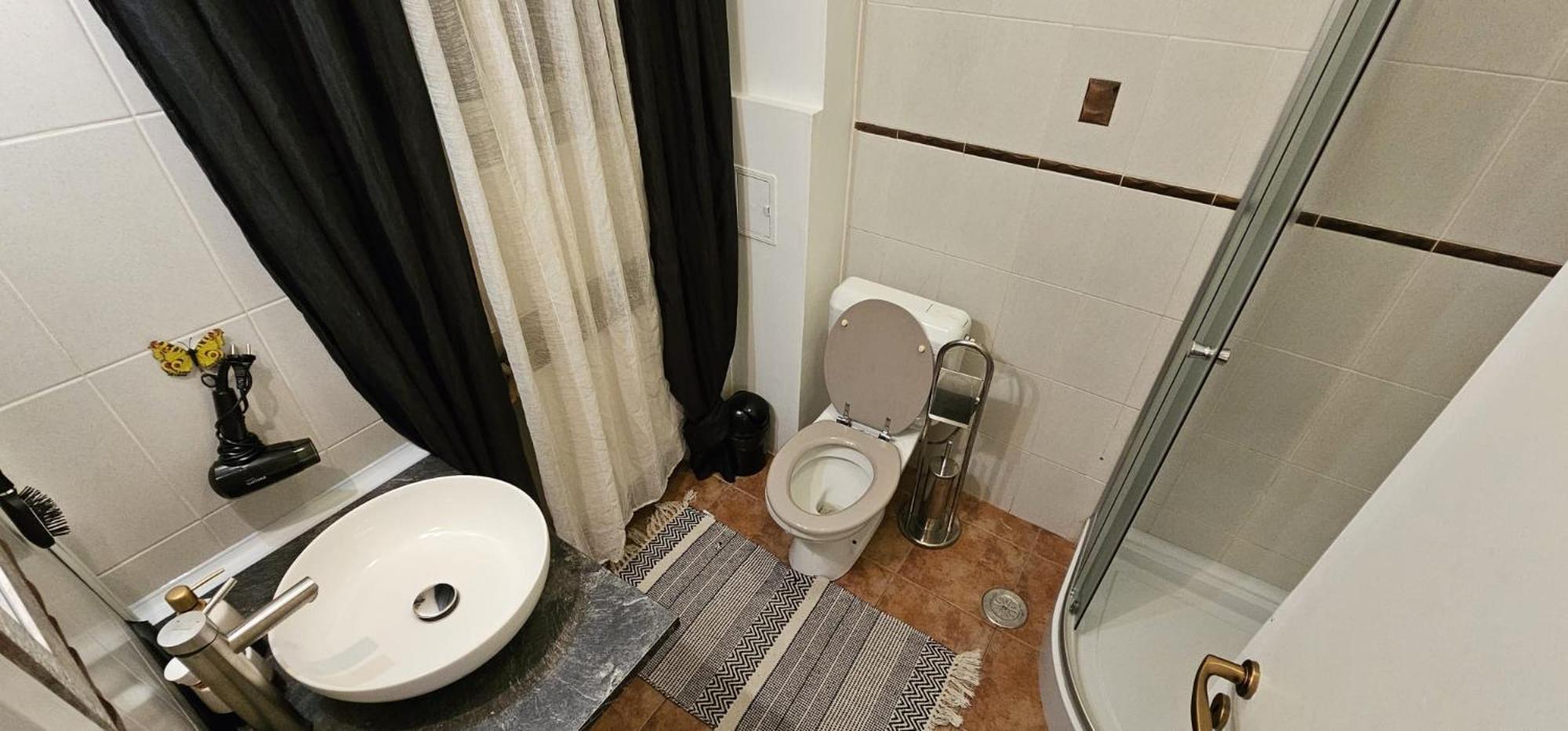 Tantra Studio 1 Conta Universitate Bukarest Exteriör bild